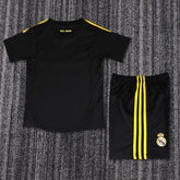 Retro Kid Size Real Madrid 2011-2012 Goalkeeper